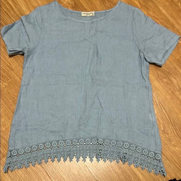 Terzo millennial 100% linen Embellished Blue Short Sleeve Boxy Blouse small - Picture 1 of 4